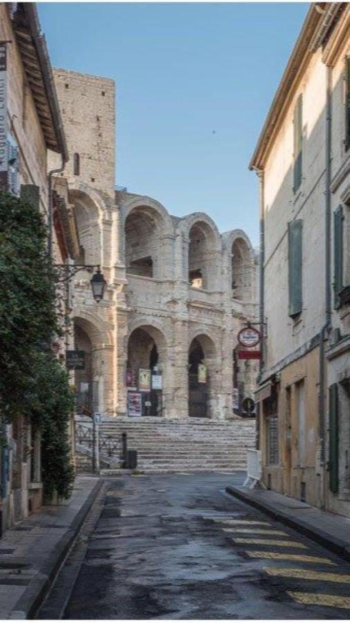 Studio Climatise Avec Balcon Face Aux Arenes D'Arles Exterior foto